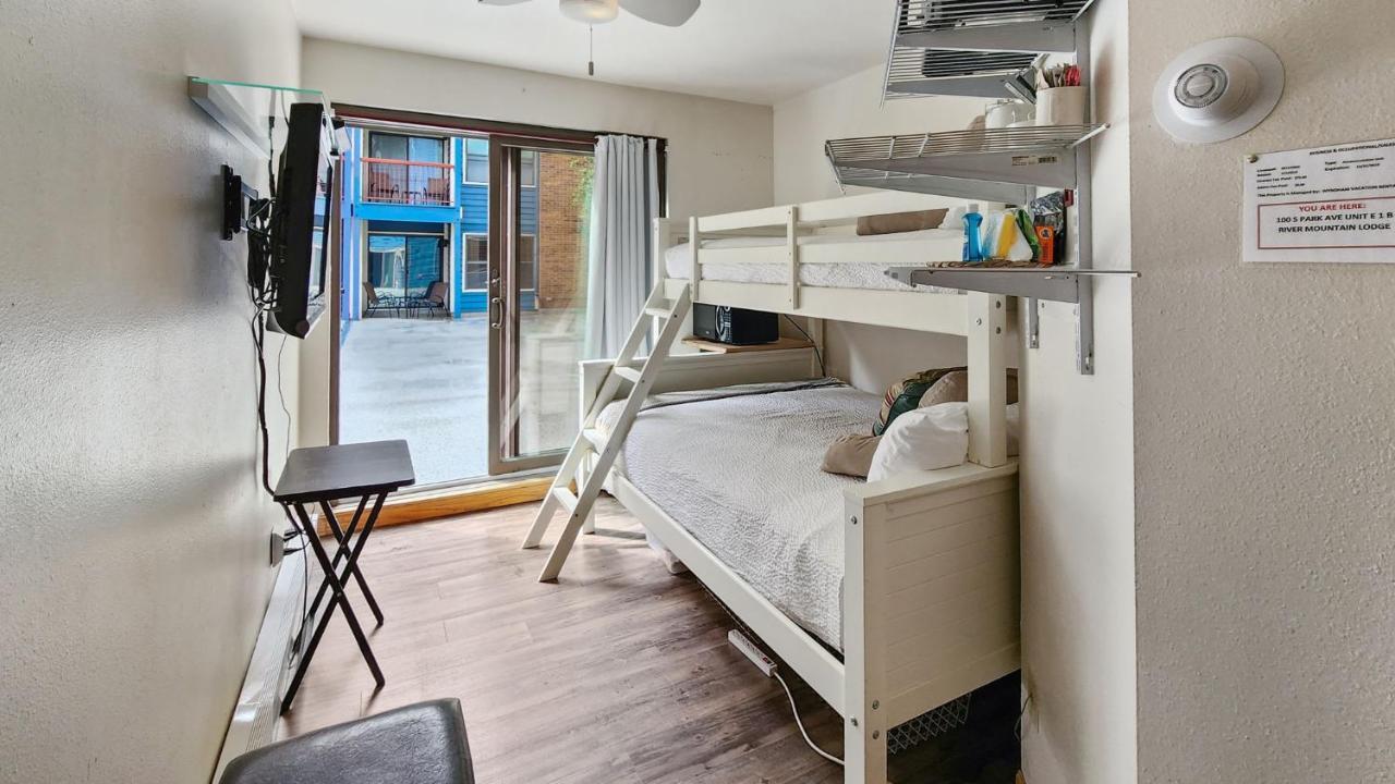 Cozy Studio With Shared Pool -3 Min To Ski Lift Брекенридж Экстерьер фото